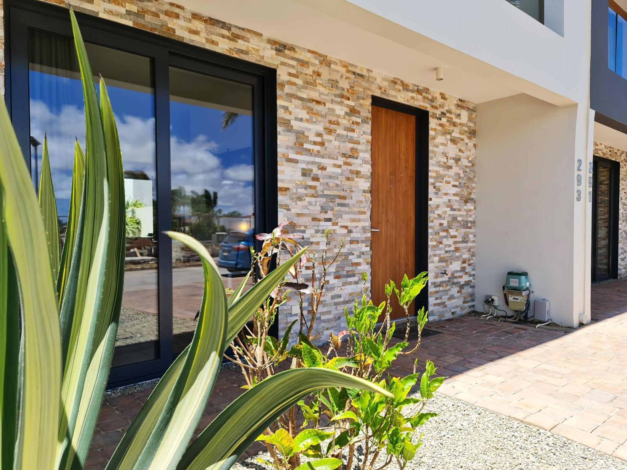 Tuscany Residence Aruba Palm Beach Extérieur photo
